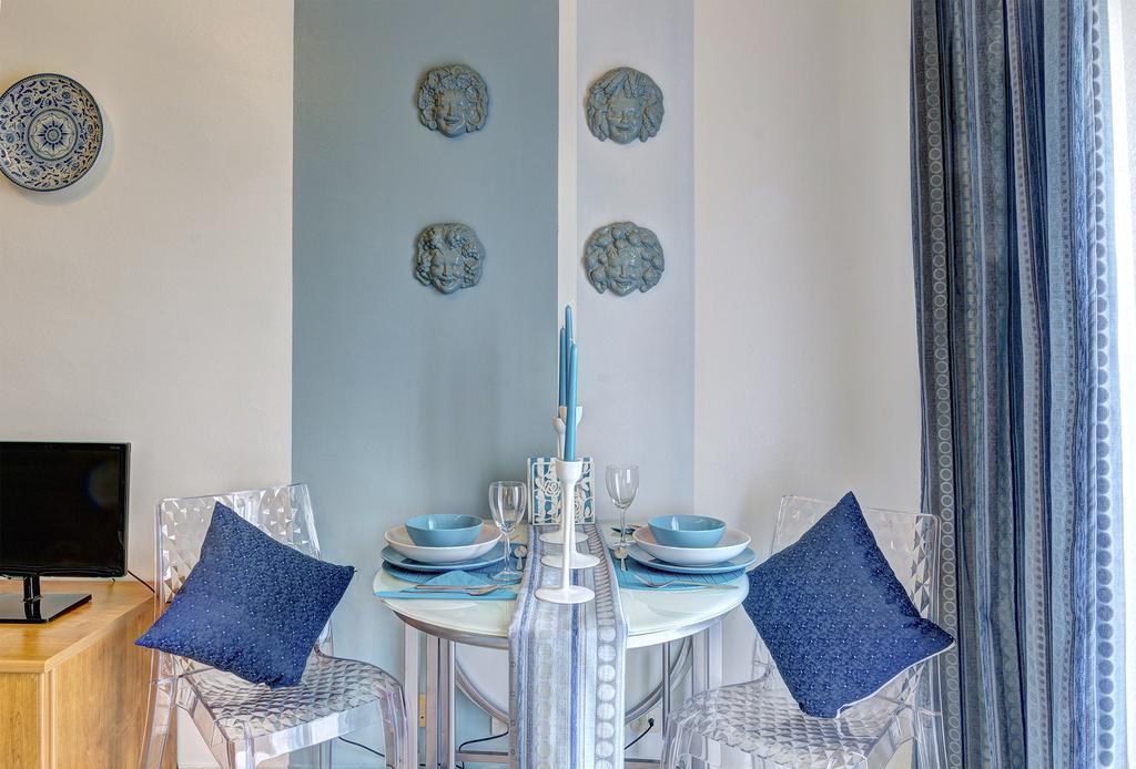 Suitehome Taormina Giardini-Naxos Chambre photo