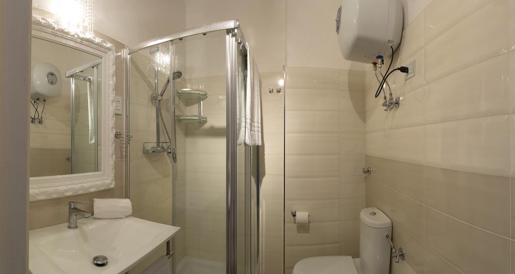 Suitehome Taormina Giardini-Naxos Chambre photo